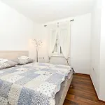 Apartamento Aldora Zadar