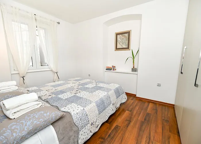 Aldora Appartement *